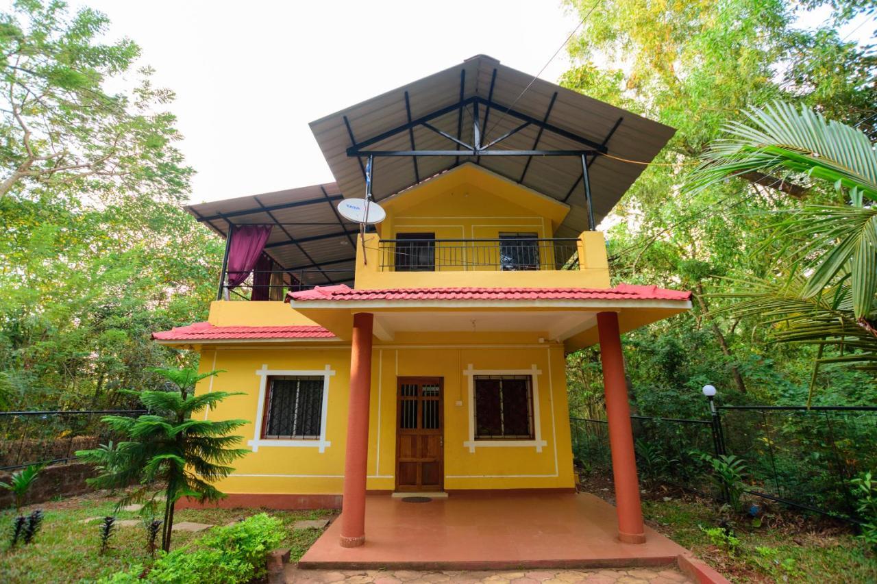 Ronnie's Private Pool Villa