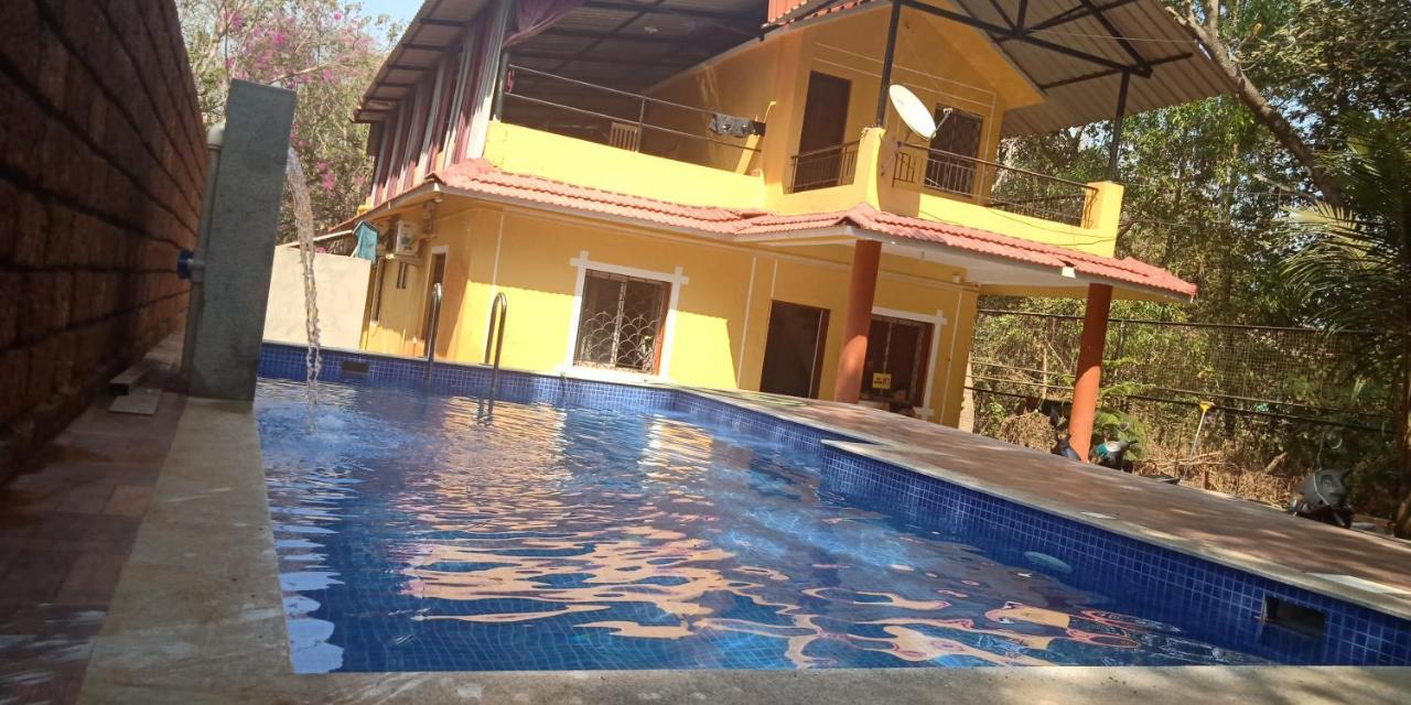 Villa Ronnie's Private Pool *
