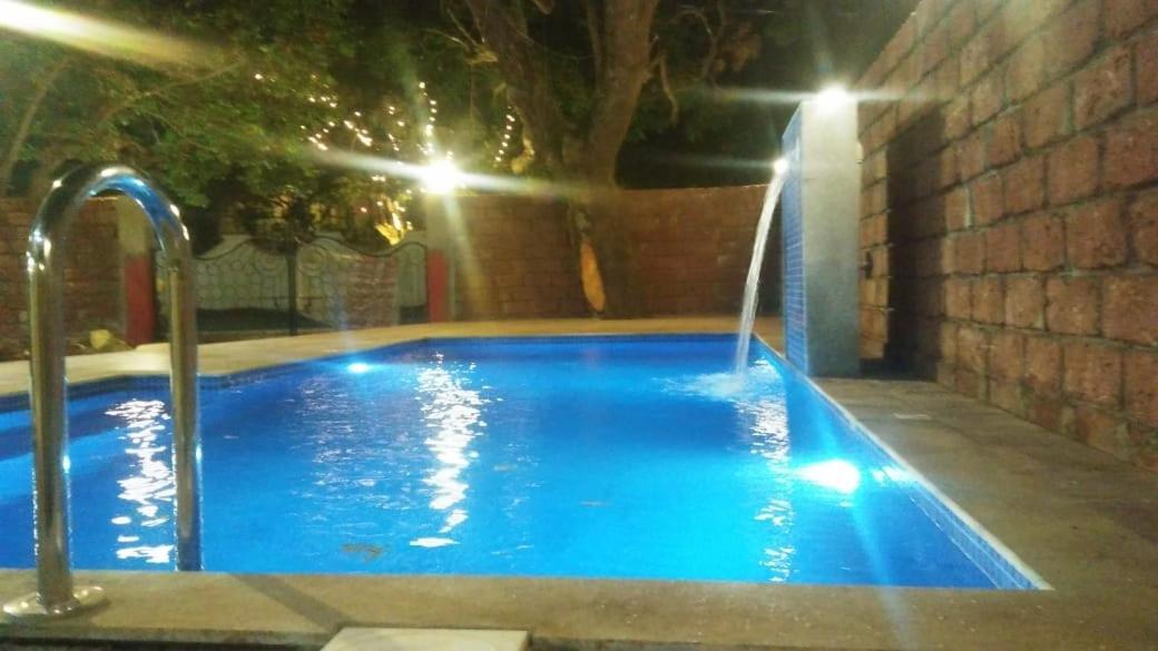 Ronnie's Private Pool Villa